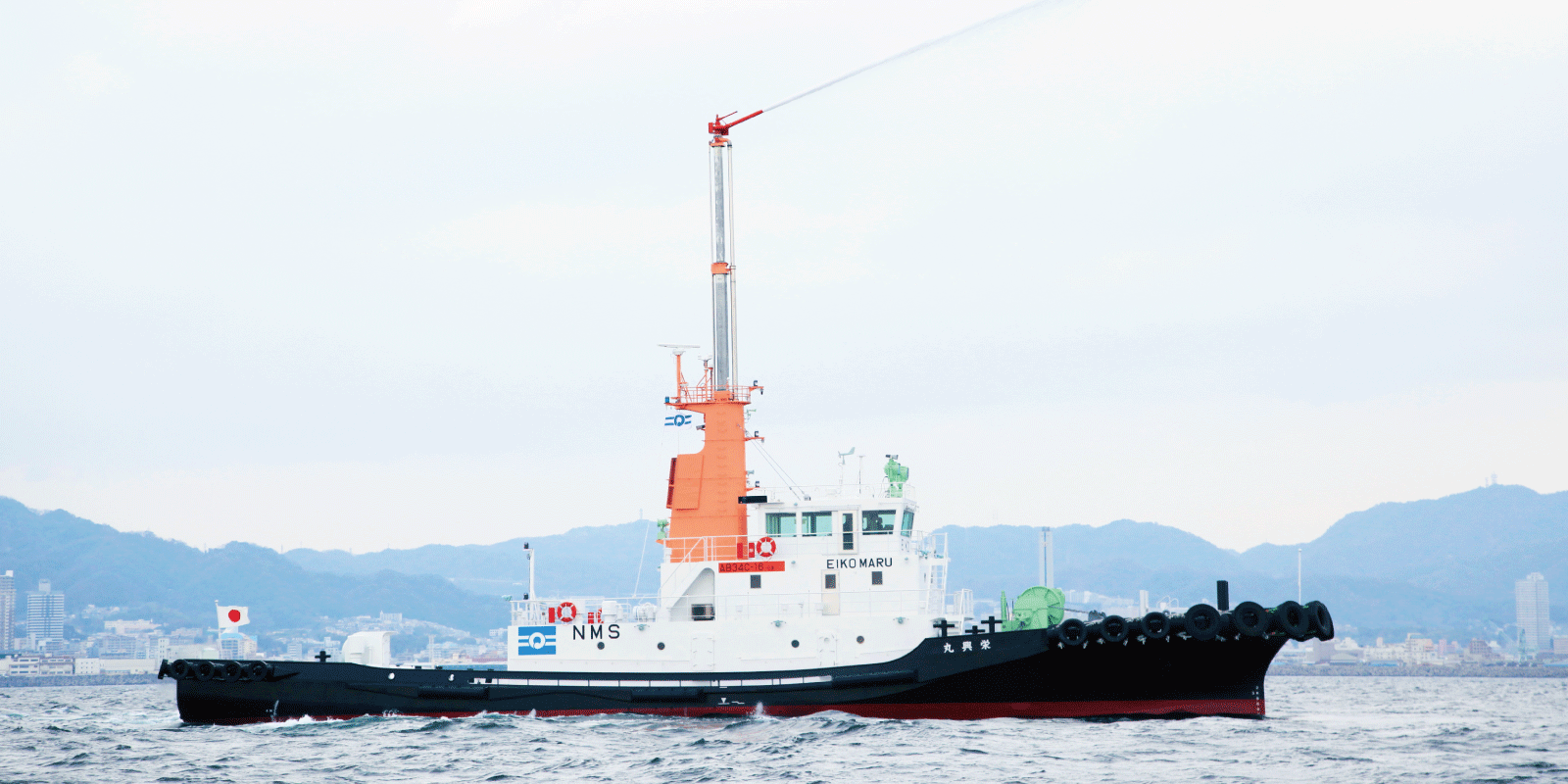 運航曳船「栄興丸」｜日本海事興業